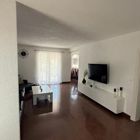 Holiday home Tatjana Mit Pool *