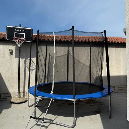 Tatjana Mit Pool Dom wakacyjny Poreč